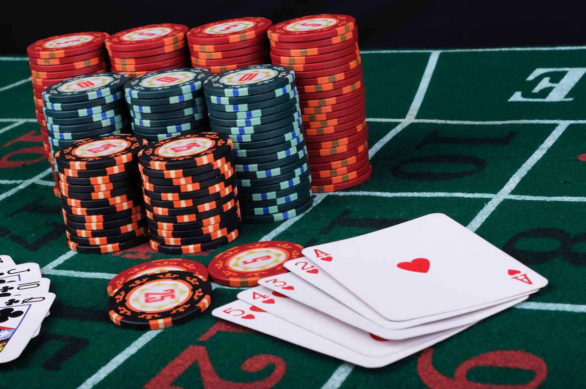 Apuesto Casino کھلاڑیوں کے لیے لائیو کیسینو سیکشن